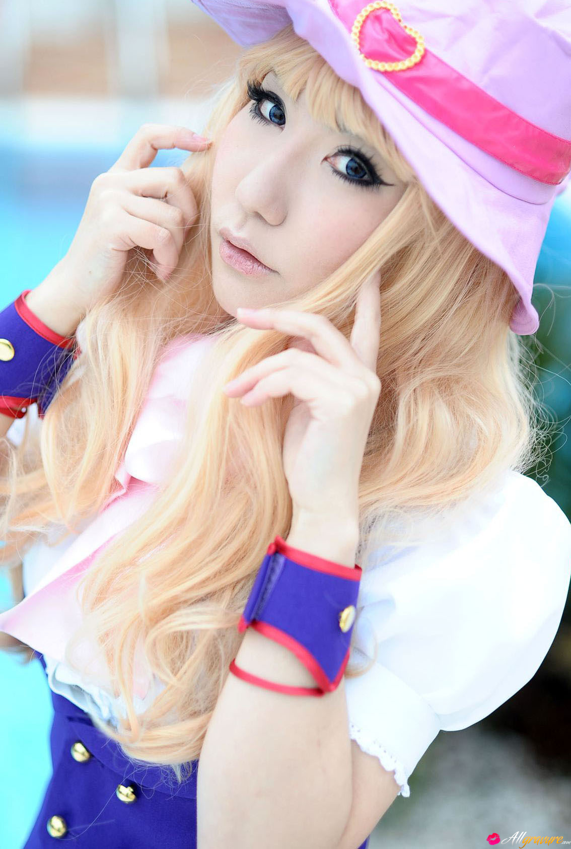 [allgravure][10-17] love